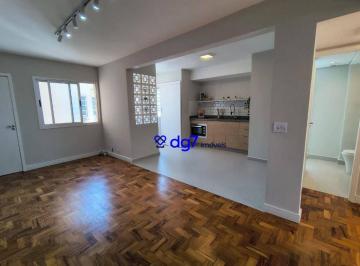 00040811b9faf6eafad685794b85d19b900b5205 · Apartamento com 2 dormitórios totalmente reformado, pronto pra morar!
