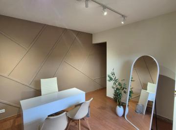 Comercial · 102m² · 6 Quartos · Sala comercial na Rua André de Almeida, N. 2074 • 102 m²