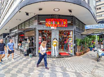 Comercial · 183m² · 2 Quartos · Loja na Praça da República, N. 76 - Loja 3 • 183 m²