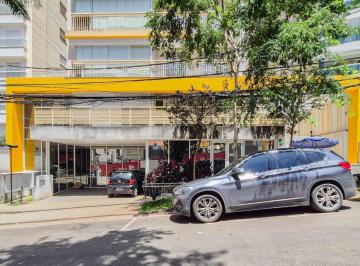 Comercial · 195m² · Loja na Rua Alves Guimarães, N. 251 - Loja 1 • 195 m²