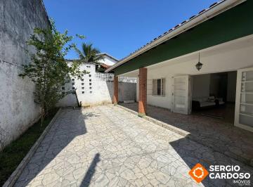 Casa · 3 Quartos · 2 Vagas · CASA AMPLA COM 3 QUARTOS, SUÍTE E VARANDA GOURMET A 300M DO MAR | ITANHAÉM