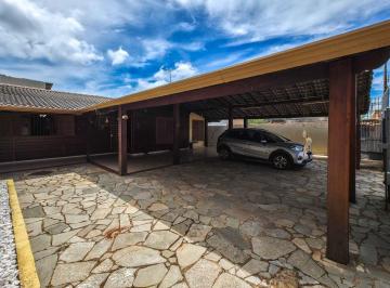 Casa de 3 quartos, Brasília · Casa chamosa em madeira exclusividade de venda !!!