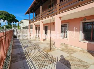 Fachada e Varanda 1ºPvto · Casa ampla com alto potencial de valorização – Santa Amélia