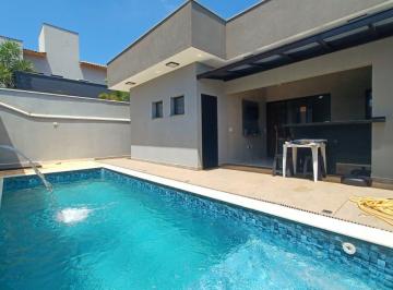 Comercial · 140m² · 3 Quartos · 4 Vagas · Casa térrea com 3 dormitórios, sendo 1 suíte, estilo moderna com pé direito alto, cozinha planejada,
