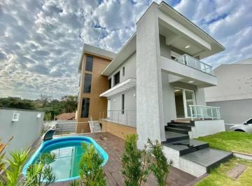 Casa · 400m² · 4 Quartos · 4 Vagas · Casa Alto Padrão para Aluguel no Bairro Espírito Santo – Piscina, Lareira e Espa