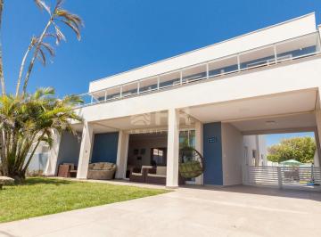 Casa · 285m² · 4 Quartos · 3 Vagas · Sobrado com 04 dormitórios sendo 01 suíte e 03 vag