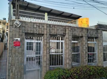 Casa · 290m² · 3 Quartos · 2 Vagas · Casa a Venda com renda com 420m² 3 dormitórios, 3 banheiros 2 vagas, região Parque Peruche
