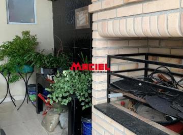 Casa · 70m² · 3 Quartos · 4 Vagas · Oportunidade Única no Jardim Santa Inês: Casa Térrea com Piscina, Churrasqueira e Amplo Terreno