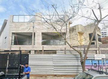 Casa · 100m² · 3 Quartos · 2 Vagas · Casa com 3 quartos, Boqueirão, Santos - R$ 1.39 mi, Cod: 6048