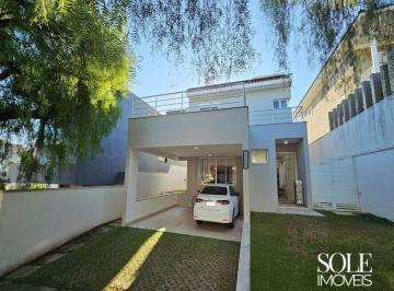 Casa · 270m² · 3 Quartos · 2 Vagas · Bosque dos Jatobás - Casa no condomínio Bosque dos Jatobás, com 270 m² no bairro Engordadouro, em Ju