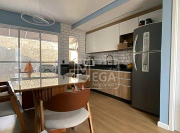 150d1e1b1b920ea3a881c979f02de8befab6ce67 · Casa com 2 dormitórios à venda, 57 m² por R$ 345.000,00 - Centro - Mairinque/SP