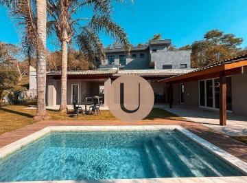 cfcd99d02a0e14227f038fbc74000257c5dfe699 · Moderna Casa de alto padrão com 282 m², 3 suítes e piscina, na Granja Viana. Condomínio Nova Higienó