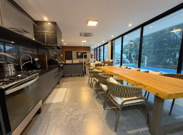 Casa · 470m² · 5 Quartos · 9 Vagas · Condomínio Refúgio dos Pinheiros