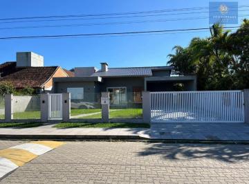 Casa · 220m² · 4 Quartos · 2 Vagas · Casa em Atlântida