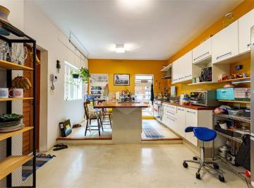 Casa de 3 quartos, São Paulo · Casa residencial em rua tranquila no coração de Pinheiros