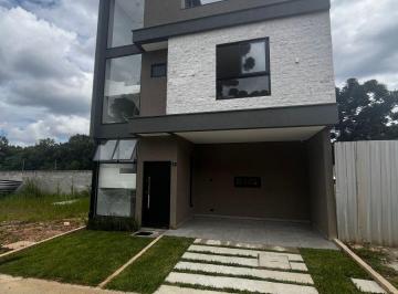 Casa de 3 quartos, Curitiba · Casa em condomínio fechado na Avenida Anita Garibaldi