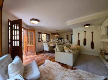 Casa · 160m² · 4 Quartos · 2 Vagas · INDISPONIVEL | Casa à venda Campos do Jordão condomínio fechado