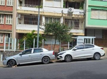 Apartamento · 77m² · 2 Quartos · Excelente apto. de  77,11 m2 de área privativa, no Bairro Bom Fim, com 02 dormit