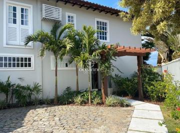 Casa · 600m² · 6 Quartos · 4 Vagas · Casa Alto Padrão Pé na Areia