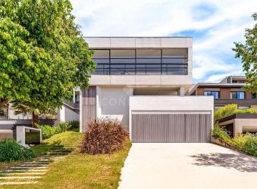 Foto 1 · Casa para Venda com 4 Quartos no Gênesis 2