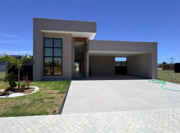 202601190938546214.jpeg · Casa para Venda em Cabo Frio, Guriri, 3 dormitórios, 3 suítes, 4 banheiros, 3 vagas