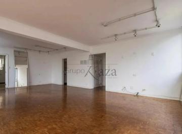 Apartamento · 170m² · 3 Quartos · 2 Vagas · Apartamento - Cerqueira César - 3 Dormitórios - 170m².
