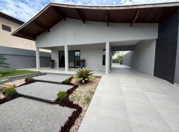 Casa de 4 quartos, Peruíbe · Casa Alto Padrão para Venda, Peruíbe / SP. Possui 04 dormitórios e piscina