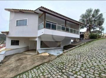 7708f07c9e731df5a000174e3050135063c41a62 · Maravilhosa residencia no Uba Piratininga, propria para reunir a família e amigos. Piratininga-Niter