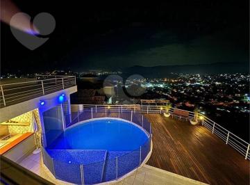 274c090417892261d5b3e6021e4fb8cfd4db39c7 · Casa com 4 dormitórios à venda, 419 m² Piratininga - Niterói/RJ