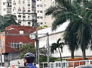 a50b8ade856912f9769cff395417ac9ecdd06797 · Espaço comercial, 55 m², clara e arejada, bem iluminada, com 2 banheiros, 2 Splits.