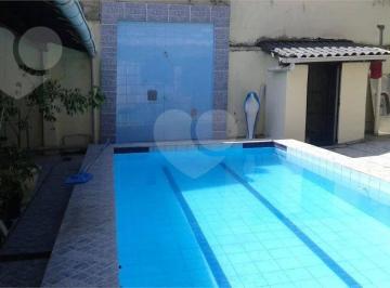 Lazer com Piscina · Casa com 2 dormitórios à venda, 360 m² por R$ 700.000,00 - Itaipu - Niterói/RJ