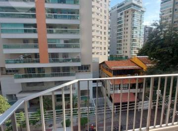 0abf066d620f1a672e0c144decafbf2f38ab01f9 · Apartamento de 3 quartos com varanda