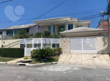 155873f172fec6c08310a938b0012c59d6fb1a42 · Casa de 4 dormitorios 3 suites e tres vagas, possui gerador de energia , conta com academia completa