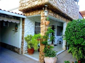 b6321f33c44961fdea43d15fdbc00efb31ff70c9 · Casa Barro Vermelho 3 qtos