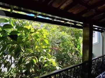 e8a725018899fce1597d1a8bb75effb48bcd7802 · casa de 4 quartos