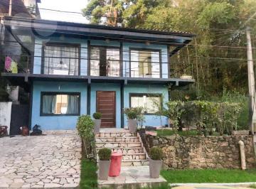 f8dadc0ec566412fc50c242a356e3580ec709b46 · Casa com 4 dormitórios à venda, 244 m² por R$ 510.000,00 - Sape - Niterói/RJ
