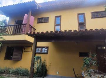 c6b552abee55eadfe1509180b84d891f8ac583e7 · Casa Duplex, 4 quartos, endo 1 suíte master com closet e varanda, 330m² de área construída à venda n
