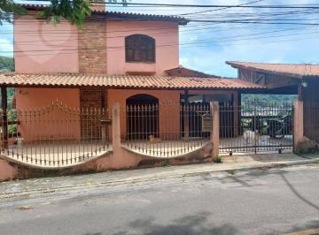 6186e95a25b5d29349cef95a51b7cf9dba1b3cfa · Excelente localização em Niterói, situado em São Francisco. 3 Suites, 5 quartos e piscina com vista.