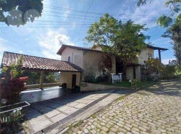 b6d22eb27f77af96febf0f38e84861e7d644cfcf · Casa com 5 quartos no Condomínio Ubá V