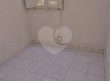 a02f851631b9c6292b31387d68781872f0c83039 · Casa à venda por R$ 700.000,00 - Santa Rosa - Niterói/RJ
