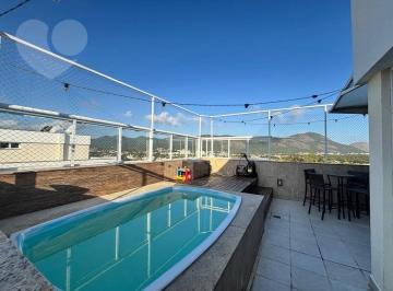 21ee5e2257e26bb084042699497802f9716576a1 · Cobertura com 3 dormitórios à venda, 220 m² por R$ 900.000,00 - Itaipu - Niterói/RJ