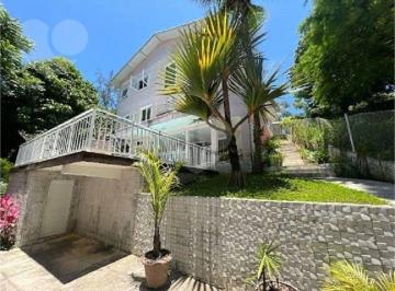 Vista dos fundos do imóvel · Casa com 5 dormitórios à venda, 450 m² por R$ 1.250.000,00 - Sape - Niterói/RJ