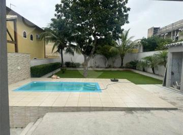 3501f19ce568b2c077d15b78f6cafd3eb5e724af · Casa em Itaipuaçu - Próxima à Praia