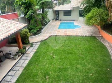 de89b9ab7102f9e4e94c0a629c3f949efb7b4ba7 · Excelente Residência em Condomínio de Alto Padrão, Ubá Terra Nova.