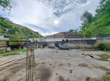 a49dd5dd372156da9143a40f5de1f2f0e0ec8eb2 · Terreno à venda, 759 m² por R$ 850.000,00 - Santa Rosa - Niterói/RJ