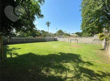 Campinho privativo da casa · CASA 3 QUARTOS 1 SUÍTE, 350 m² E 820m2 TOTAL