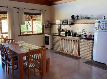 88ea534d0bd582849ff06a145f79dffe126acf63 · Casa no miolo de lumiar, a 300 metros do lago, com 2 dormitórios à venda, por R$ 700.000 - Lumiar -