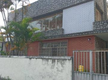 56b5c2f8d41f381960d68bd77888dae175367ebf · Linda Casa - Centro, Niterói-RJ 5 quartos e 2 suítes