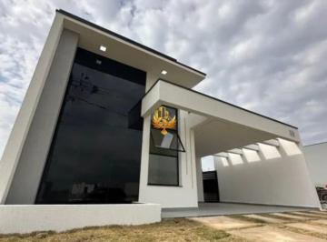 Foto 01 · Casa em Condomínio à Venda em Taubaté-SP no Vale dos Cristais: 3 Quartos, 1 Suíte, 2 Salas, 3 Banhei