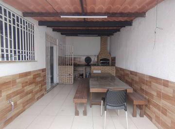 Casa de 3 quartos, Jundiaí · Casa com 3 Quartos e 2 banheiro à Venda, 130m²Vila Vianelo - Jundiaí, SP